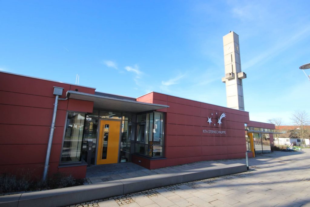 Ortszentrum Sengenthal mit kath. Kirche und Kindergarten