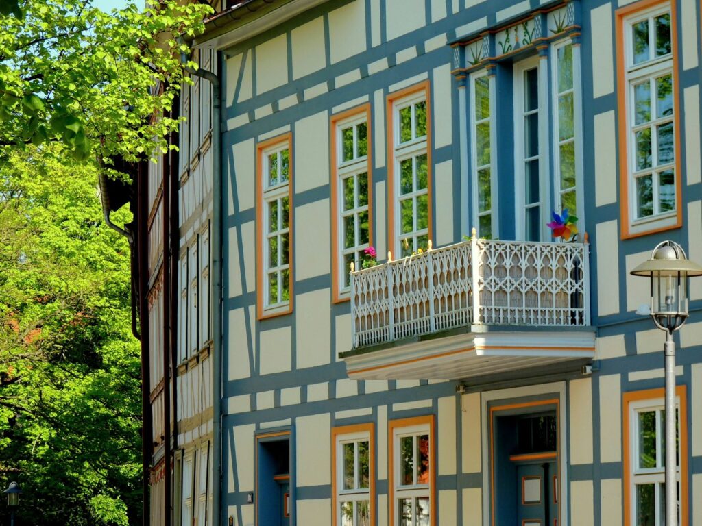 Fachwerk-Mehrfamilienhaus mit Balkon: Was ist meine Wohnung wert in Neumarkt? So wird eine Eigentumswohnung realistisch bewertet